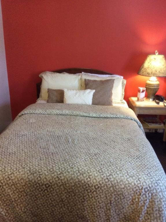 Palace Inn Motel Sarnia Kültér fotó