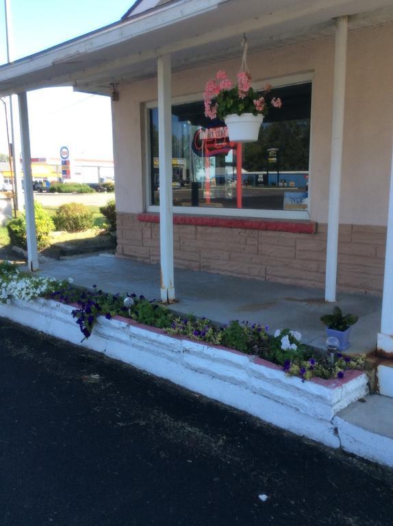 Palace Inn Motel Sarnia Kültér fotó