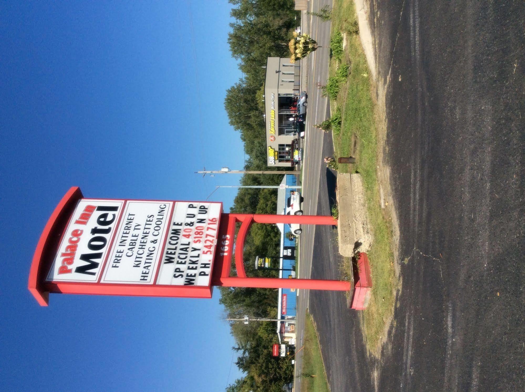 Palace Inn Motel Sarnia Kültér fotó